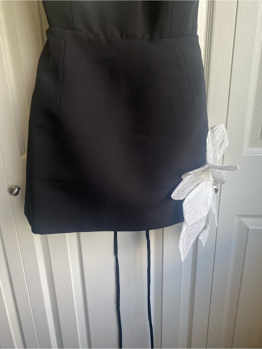 NEW Bronx and Banco Jasmine Maraya Mini Dress in Black & White with White Floral - Picture 10 of 16